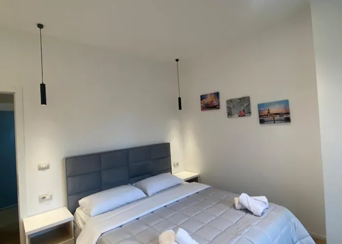 Cozycomfy Lägenhet Tirana